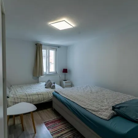 Nette Altbauwohnung In Biebrich Wiesbaden
